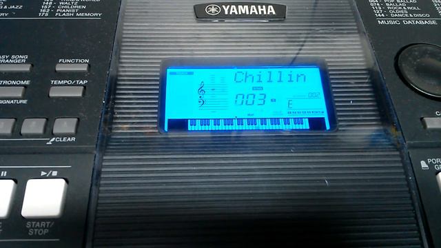 YAMAHA PSR e423 (demo songs) смотреть онлайн