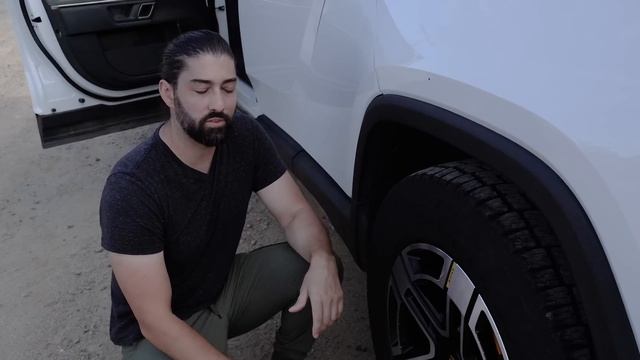 Rivian R1T Review | The good and bad after a year of adventures! смотреть онлайн