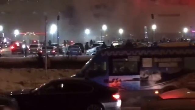 Пожар в ТРЦ РИО на Севастопольском 24.01.2017г. смотреть онлайн