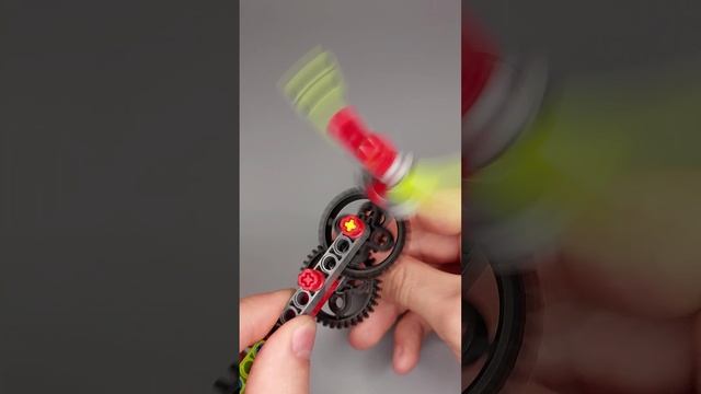 Лего Самоделки - Вентилятор из Lego Technic (42102) #3 смотреть онлайн
