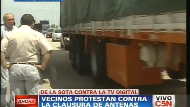 C5N - POLITICA: DE LA SOTA CONTRA LA TELEVISION DIGITAL GRATUITA (PARTE 1) смотреть онлайн