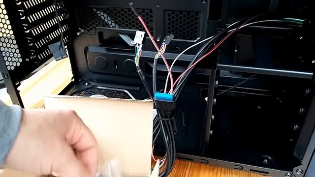 ZALMAN Z1 - обзор корпуса. смотреть онлайн