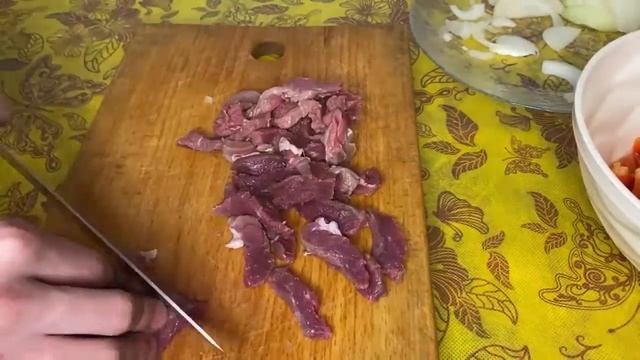 КЛАССНЫЙ САЛАТ ИЗ ОГУРЦОВ БЫСТРЫЙ РЕЦЕПТ смотреть онлайн