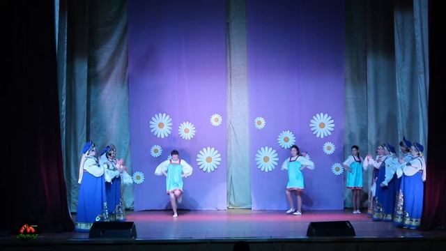 Хор "Русская песня" , "Четыре двора" смотреть онлайн