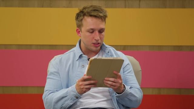 Am I The Ex? | Reading Reddit Stories смотреть онлайн