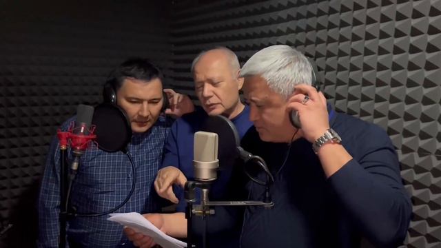 Музыкальное поздравление к 8 марта от мужчин смотреть онлайн