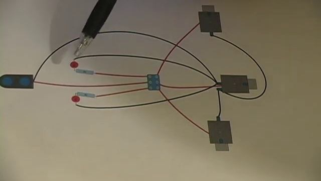 A/B switch and how a DPDT (double pole double throw) switch works смотреть онлайн