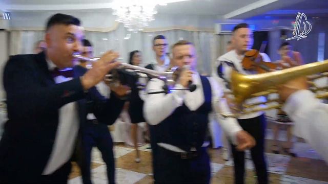 Cea Mai Frumoasa Muzica De Petrecere !