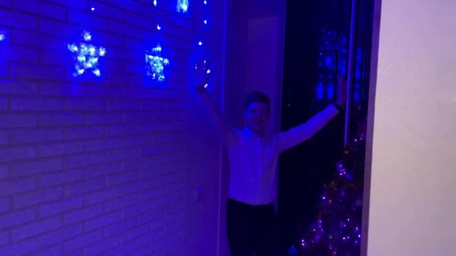 Merry Christmas НОВОГОДНЯЯ И РОЖДЕСТВЕНСКАЯ ПЕСНЯ смотреть онлайн