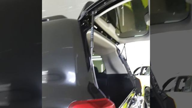 Toyota Land Cruiser 200 - полировка кузова, бронирование фар, перетяжка потолка, покраска пластика. смотреть онлайн