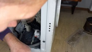 Как заменить амортизаторы на стиральной машине