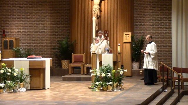 Easter Vigil at St. Michael Catholic Church Prior Lake, MN - April 11, 2020 смотреть онлайн