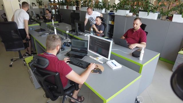 Один робочий день з життя програміста в Івано-Франківську смотреть онлайн