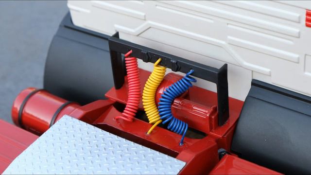 1:18 Mercedes-Benz LPS 1632 tractor 1969 - Road Kings [Unboxing] смотреть онлайн