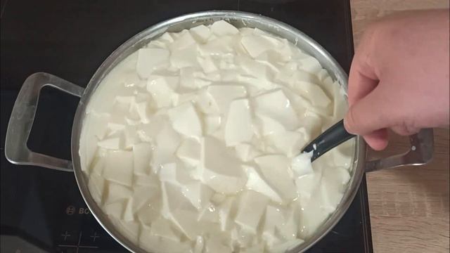 ПРОСТОЙ РЕЦЕПТ сыра БРЫНЗА в ДОМАШНИХ условиях. смотреть онлайн