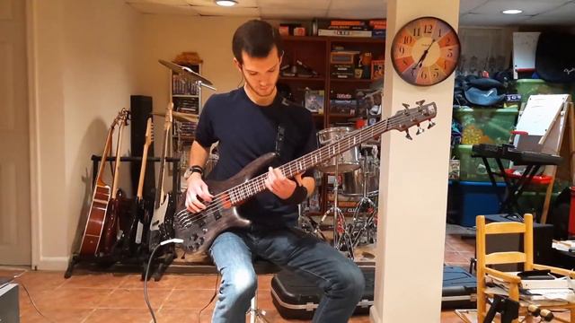 Bruno Mars - Runaway Baby (Bass Cover) смотреть онлайн