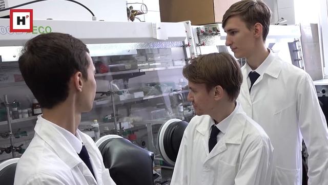 П.С. Кулябин рассказывает о работе лаборатории. смотреть онлайн