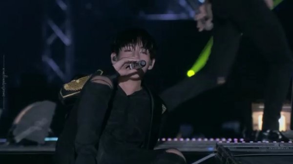 2016 BTS LIVE 'HYYH on stage JPN