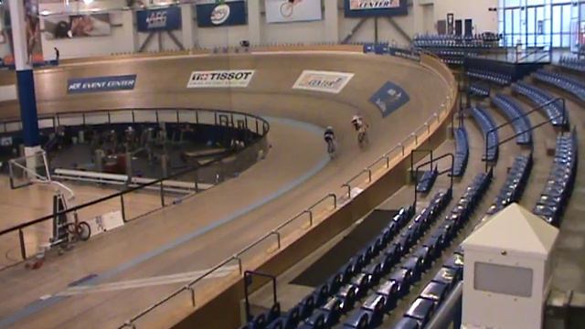 Travis Smith and Joseph Veloce Match Sprint смотреть онлайн
