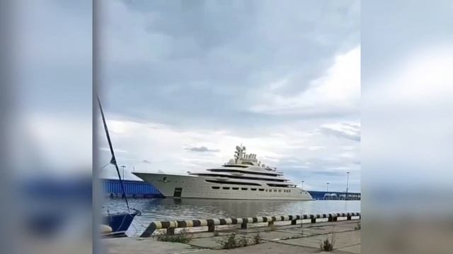 В Сочи пришвартовалась 156-метровая яхта Dilbar стоимостью почти 600 млн долларов смотреть онлайн