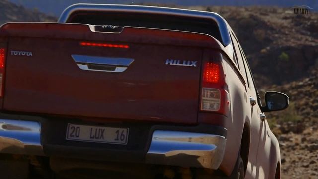 2021 New Toyota Hilux Full Review смотреть онлайн