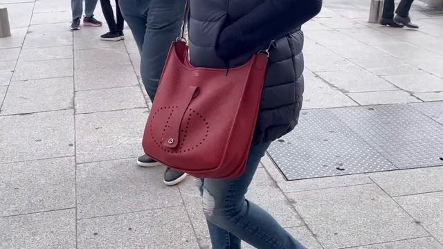 Hermés bag in PARIS, Birkin, Kelly, paris street style, paris street fashion. смотреть онлайн