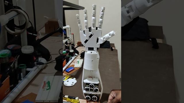 Robotic Hand #3dprinting #robotics #machinelearning #arduino #opencv #python #youtube смотреть онлайн