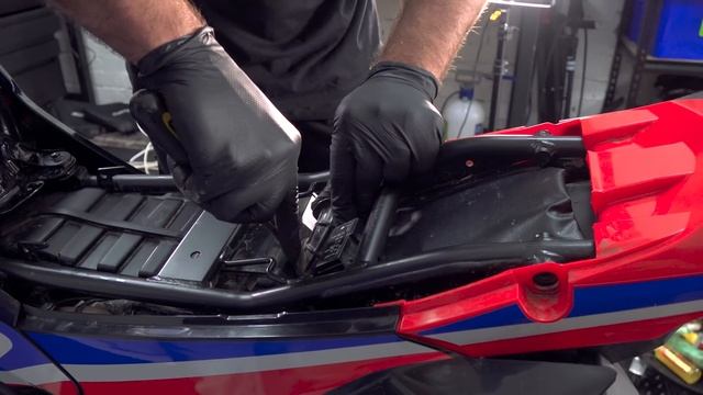Honda CRF 300 L Rally long term bike build Ep 3 - Unifilter World release смотреть онлайн