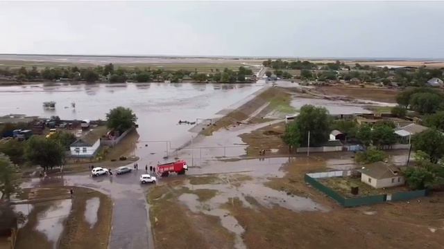Последствия ливня в Апанасенковском районе смотреть онлайн
