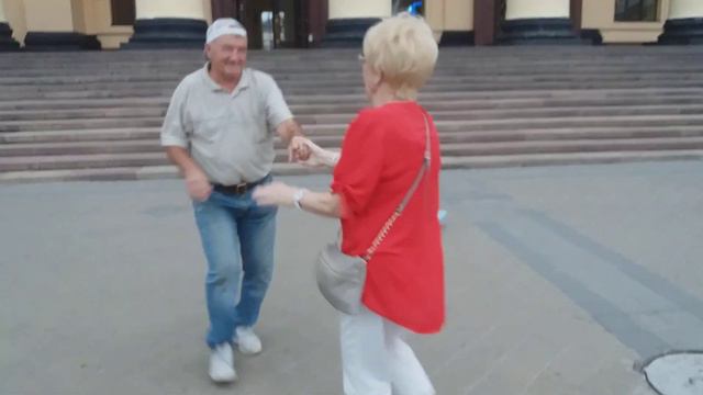 Харьков;танцы на ЮЖД; Второе возвращение Сан Саныча! смотреть онлайн