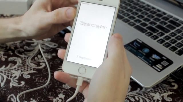 VLOG: Новый iPhone 5s, сервисный центр Apple. смотреть онлайн
