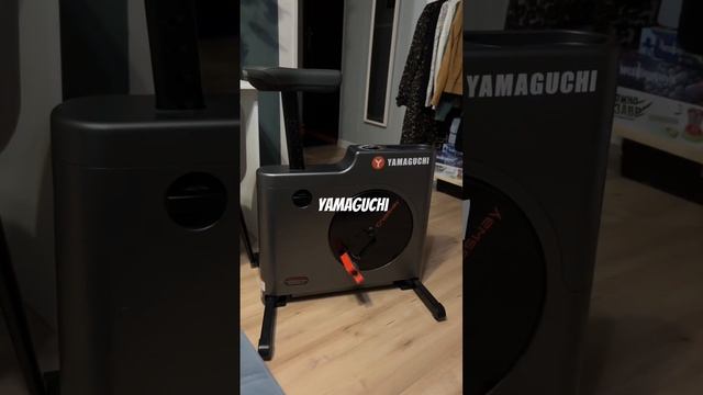 САМЫЙ КОМПАКТНЫЙ ВЕЛОТРЕНАЖЕР ОТ КОМПАНИИ #yamaguchi смотреть онлайн
