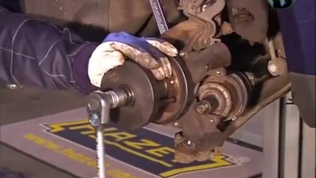 Замена ступичного подшипника Polo 9n смотреть онлайн