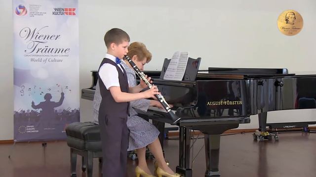 Wiener Träume 04 May 2018 Mr Ivan Yurchenko, clarinet, age group 7-8 y.o. смотреть онлайн