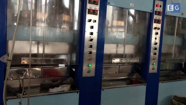 Станок для производства подошвы из ЭВА JIC9106 смотреть онлайн