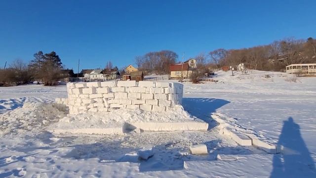 Танец со Щуками? Крепость от ветра смотреть онлайн