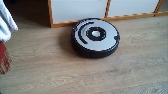 robotstofzuiger aan het werk.wmv смотреть онлайн