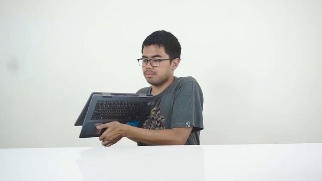 Reviw DELL Inspiron 5482, Si Kecil Yang Serba Bisa смотреть онлайн