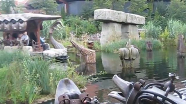 Аттракцион в Фантазия-парке в Кёльне. смотреть онлайн