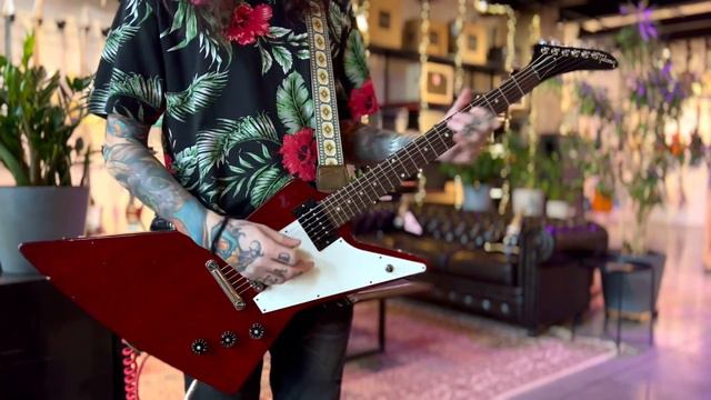 Gibson X-Plorer Cherry 2006 USA смотреть онлайн