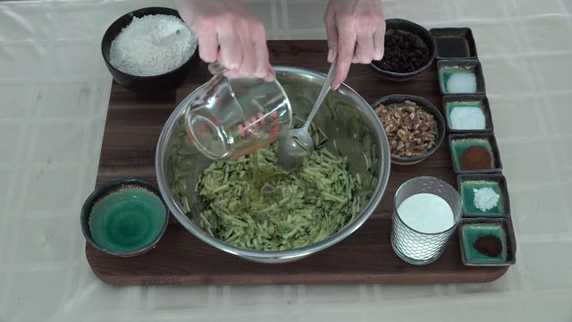 ZUCCHINI BREAD! Кекс из цукини. Рецепт.