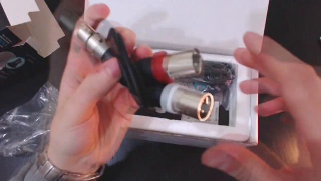 Blue Yeti Pro - Unboxing смотреть онлайн