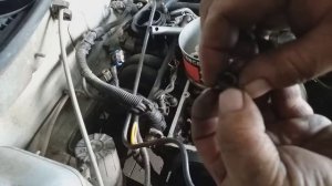 Замена маслосъёмных колпачков на Рено Логан