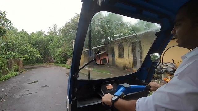 Mahindra Treo Electric Autorickshaw Test Drive Review (Hindi + English) смотреть онлайн
