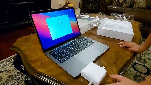Apple MacBook Pro - 2021 - Unboxing - M1 смотреть онлайн