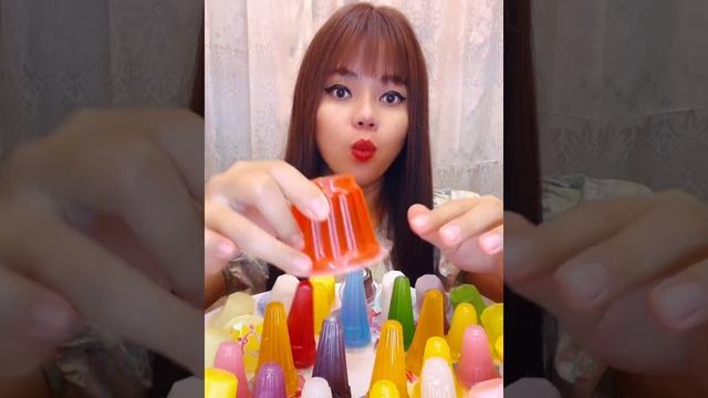 MUKBANG COLORFUL MIXED FRUIT JELLY FLAVOURED ASMR EATING SO YUMMY смотреть онлайн