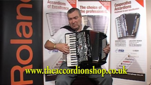 Paolo Soprani Profesional J Compact 96 Bass Accordion смотреть онлайн