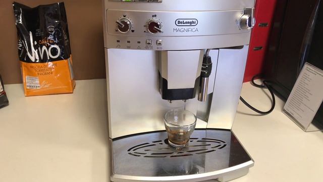 Delonghi Magnifica Esam 03110S смотреть онлайн