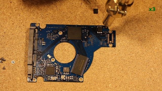 Диагностика неисправности жесткого диска Seagate 5400.6 смотреть онлайн