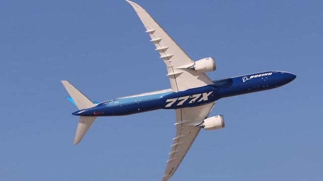 BOEING 777X пилотаж на Dubai Airshow 2021